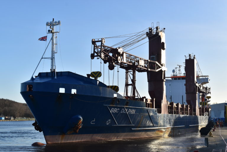 Heavy Reel Lift – 390T – to Vessel
