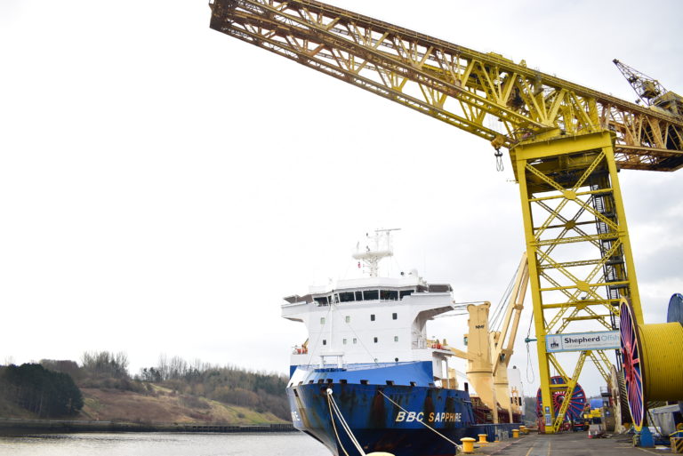 Vessel Support to load 190 items at 3890T total weight